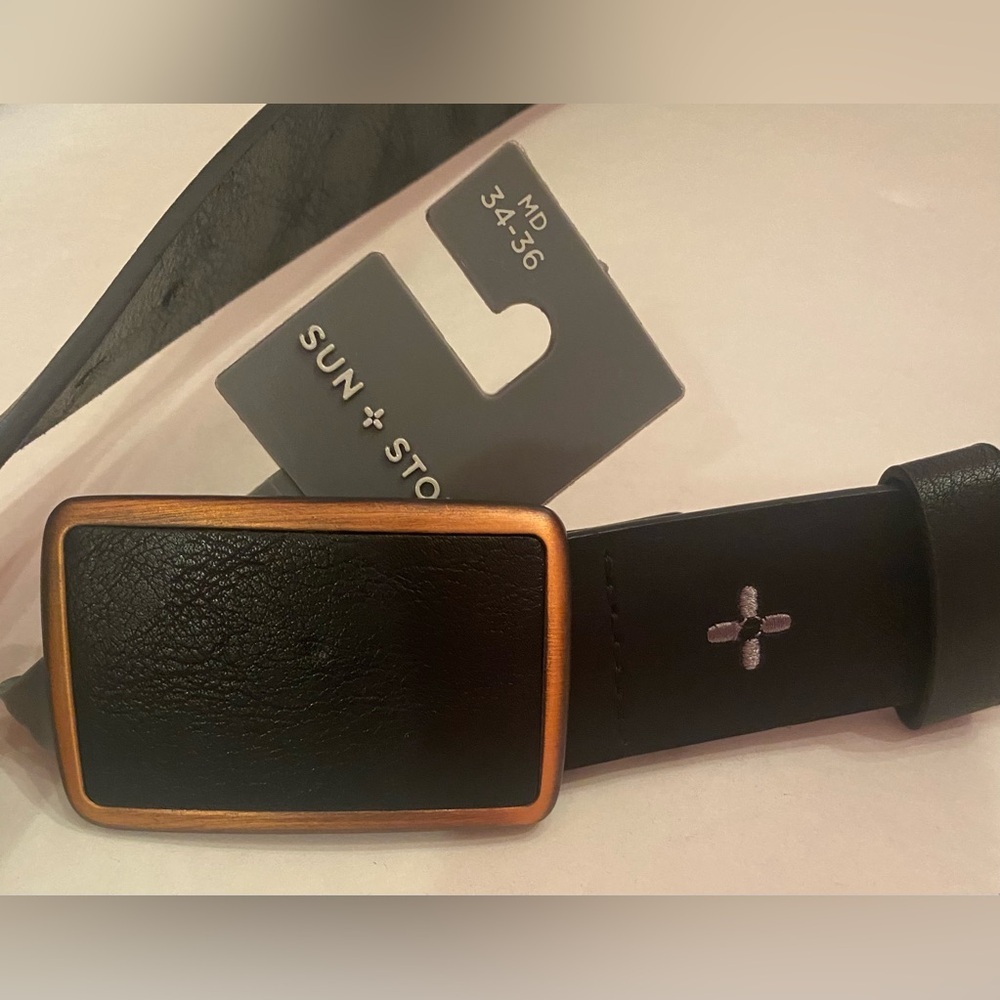 Sun + Stone Men's‎ Medium 34-36 Plaque Buckle Belt Black NWT